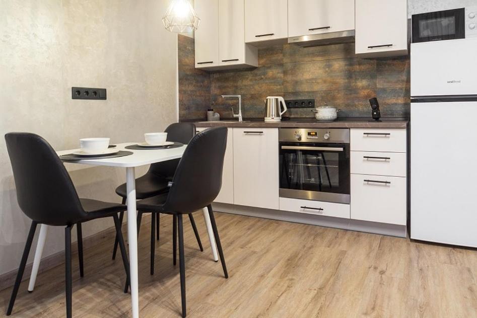 Жк Светлопарк Apartment Kiev Bagian luar foto